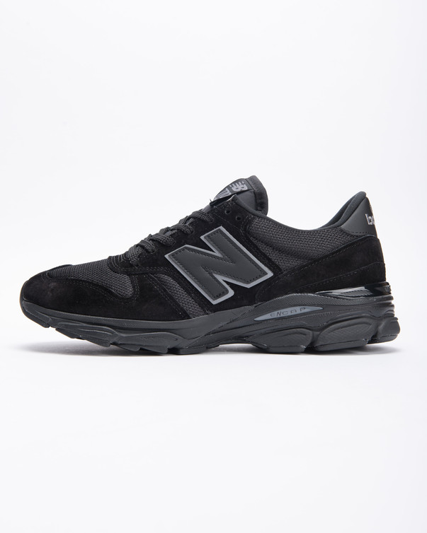 new balance m770
