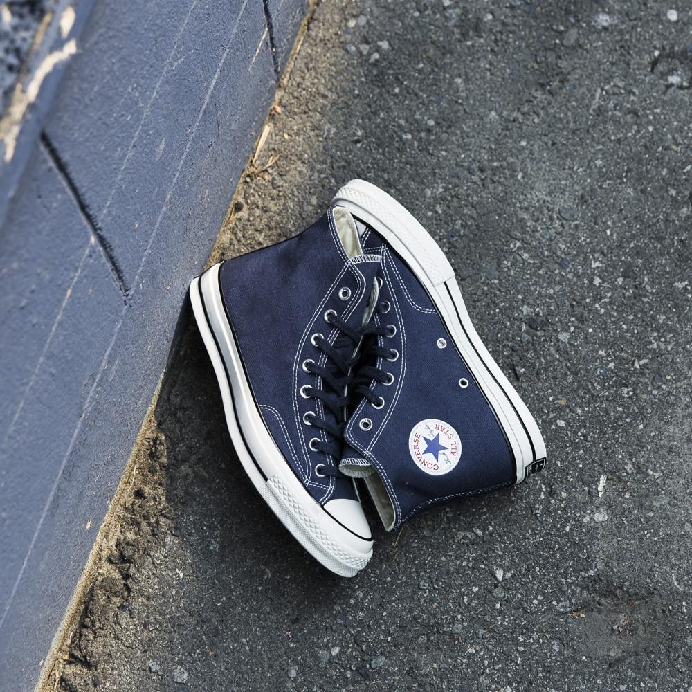 navy converse 70s