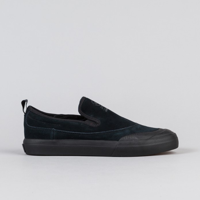 adidas matchcourt slip on all black