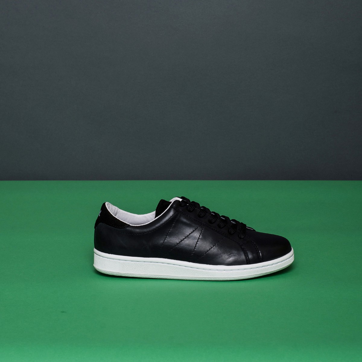 Very Goods | BO SHOE - BLACK