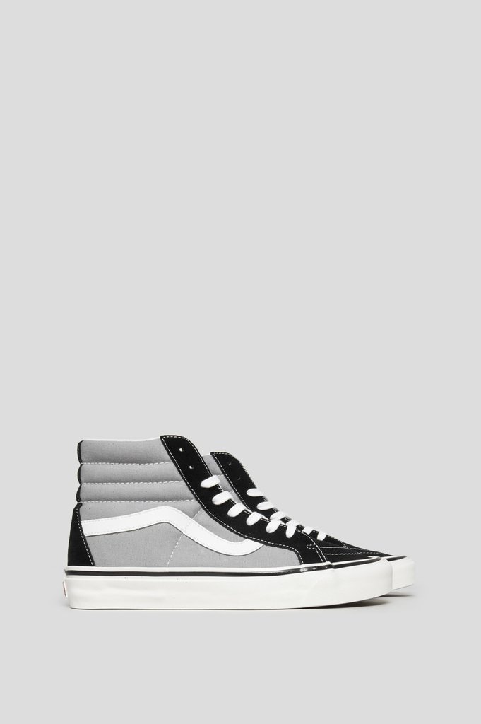 black and grey sk8 hi