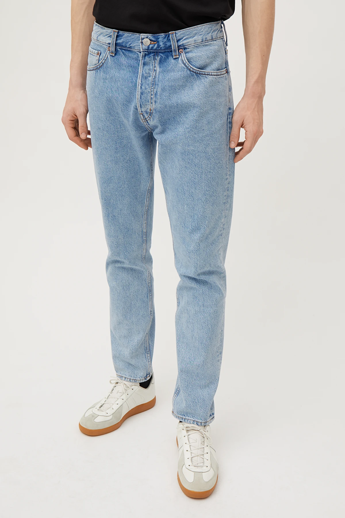 pine regular tapered jeans