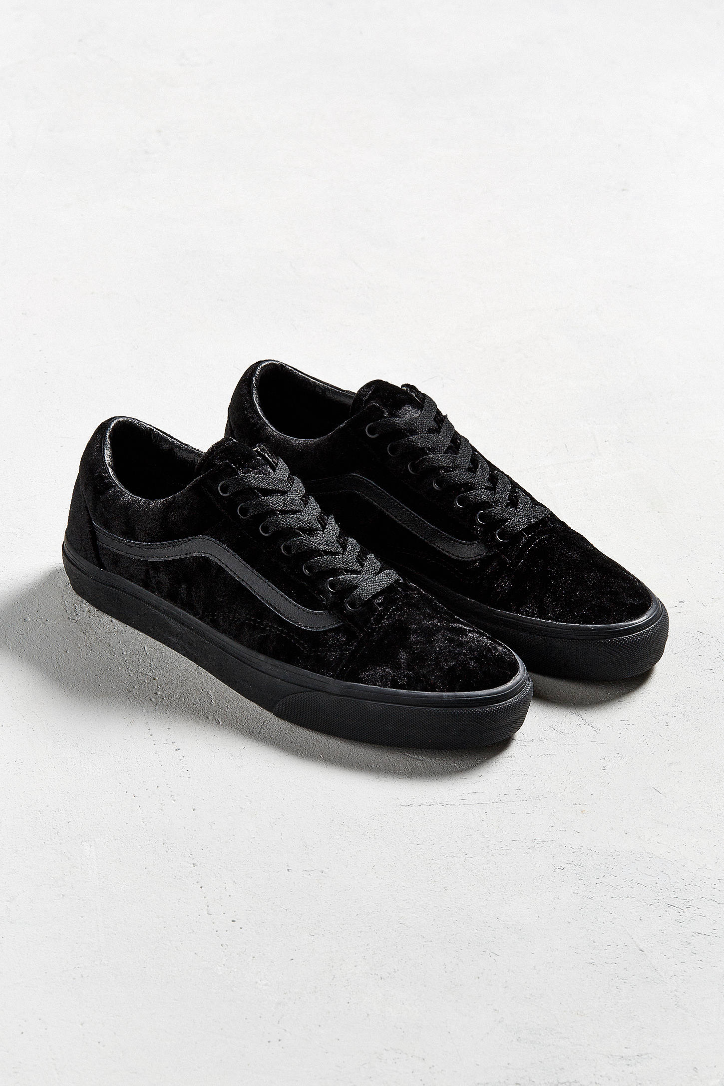 black velvet old skool vans