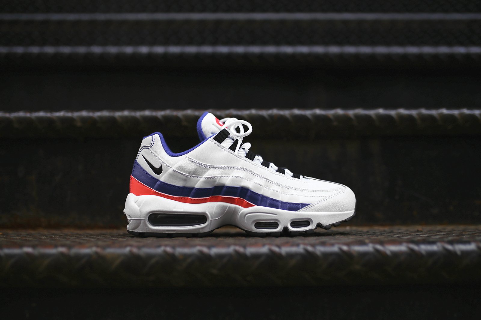 air max 95 red white and blue