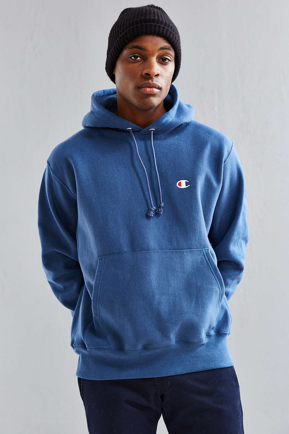 urban outfitters blue champion hoodie