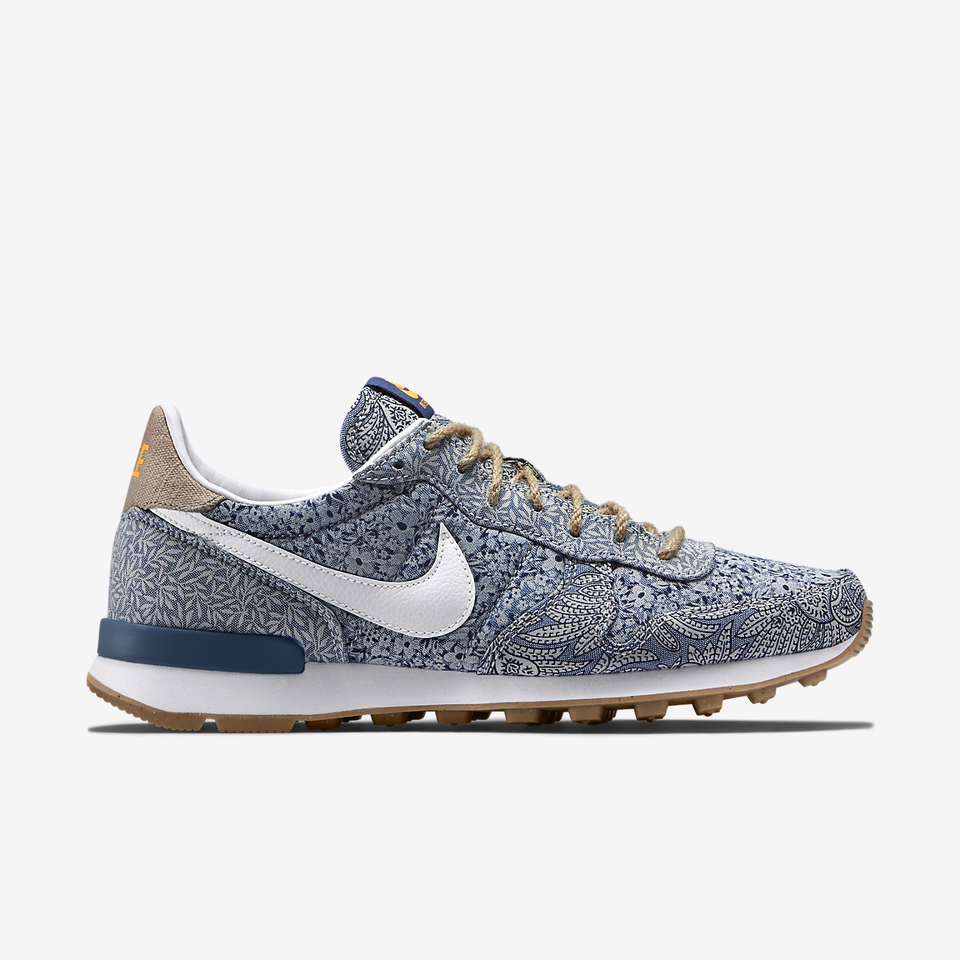 nike internationalist liberty