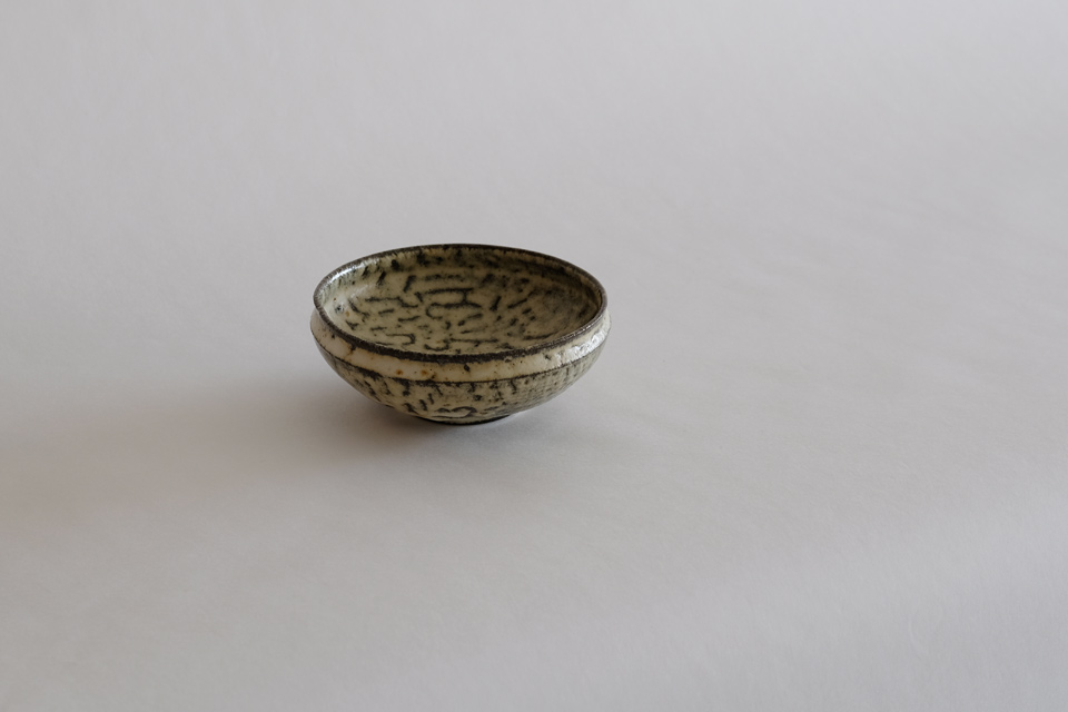 深澤和弘 藁灰釉 浅鉢 Very Goods | わら灰釉皿027 - 深澤和弘（Kazuhiro Fukazawa） - CARGO