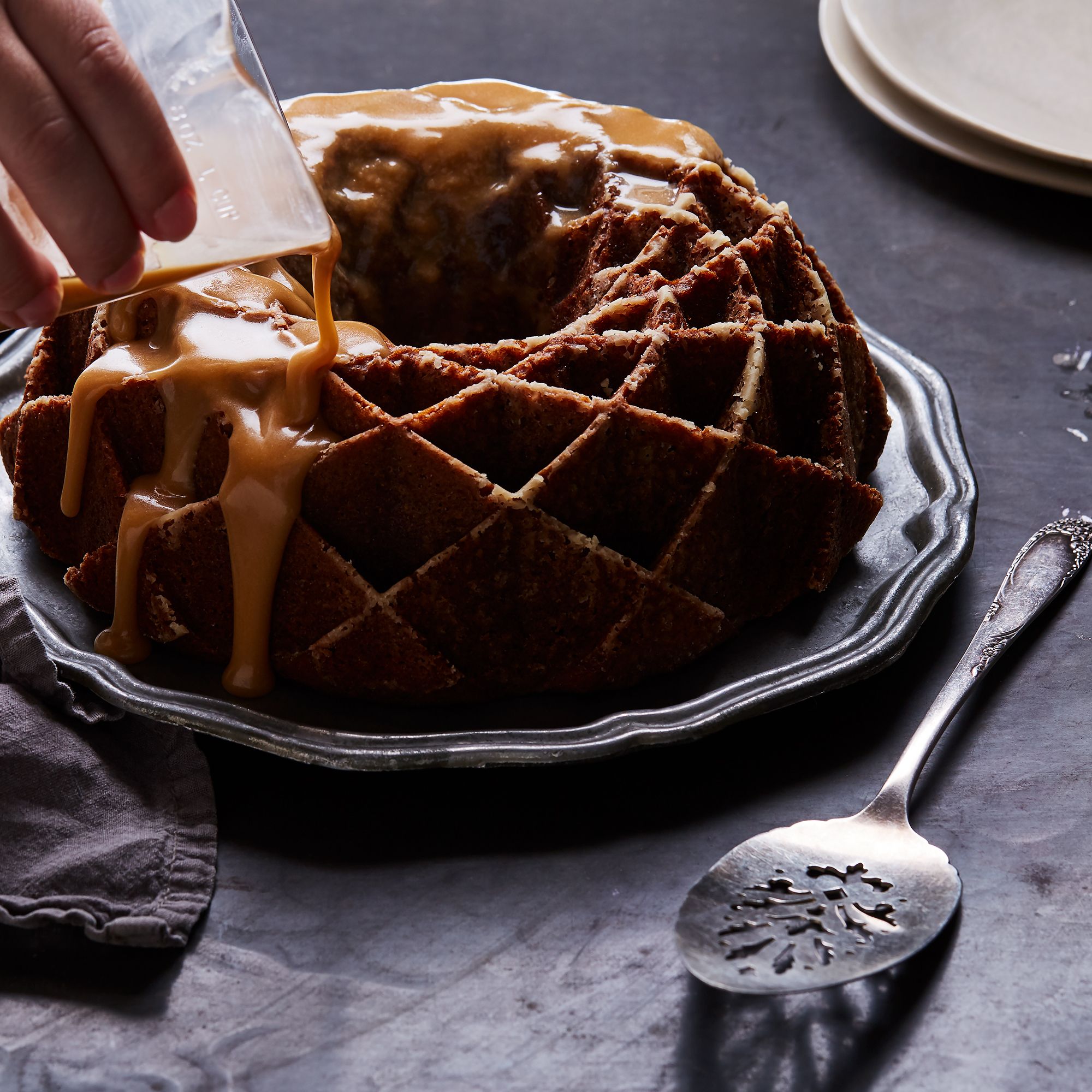 Nordic Ware Jubilee Bundt Pan (Gold)