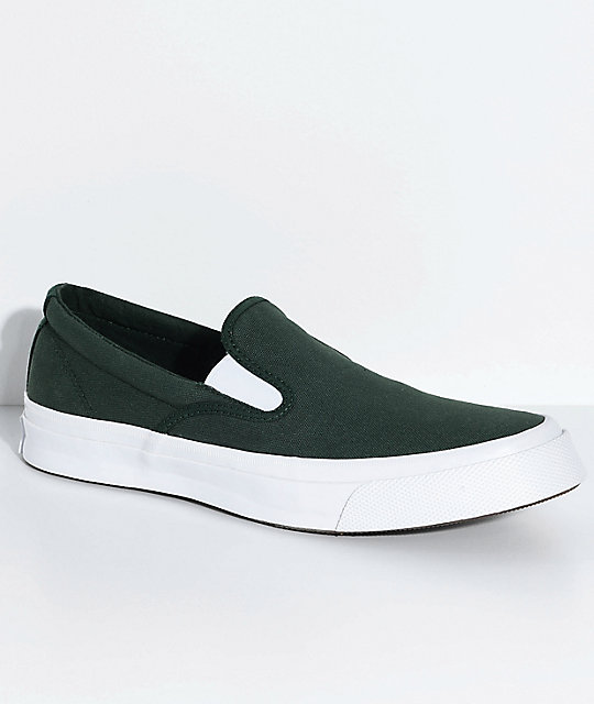 slip on skate shoes