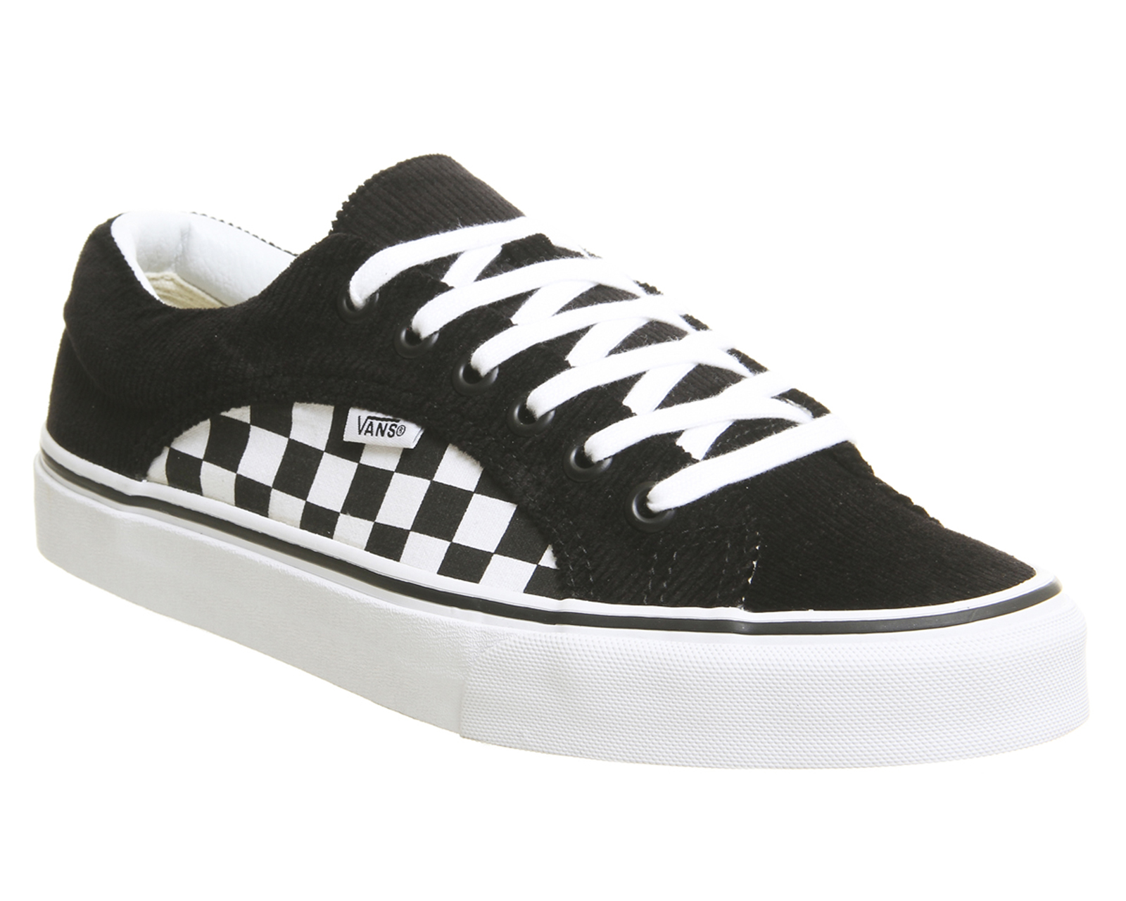 vans lampin black and white