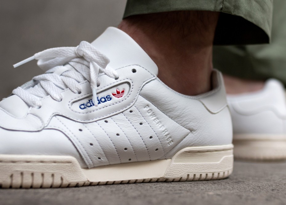 Goods adidas Powerphase (Ftwr White / White / Off White) |