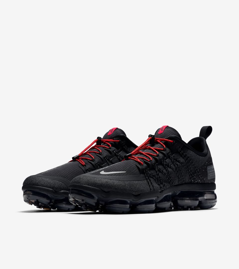 Very Goods Nike公式 ナイキ エア ヴェイパーマックス ラン ユーティリティ Black And Anthracite And Habanero Red Aq10 001 Air Vapormax Run Utility Thread Nike Snkrs Jp