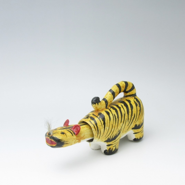 張り子 犬 二橋志乃