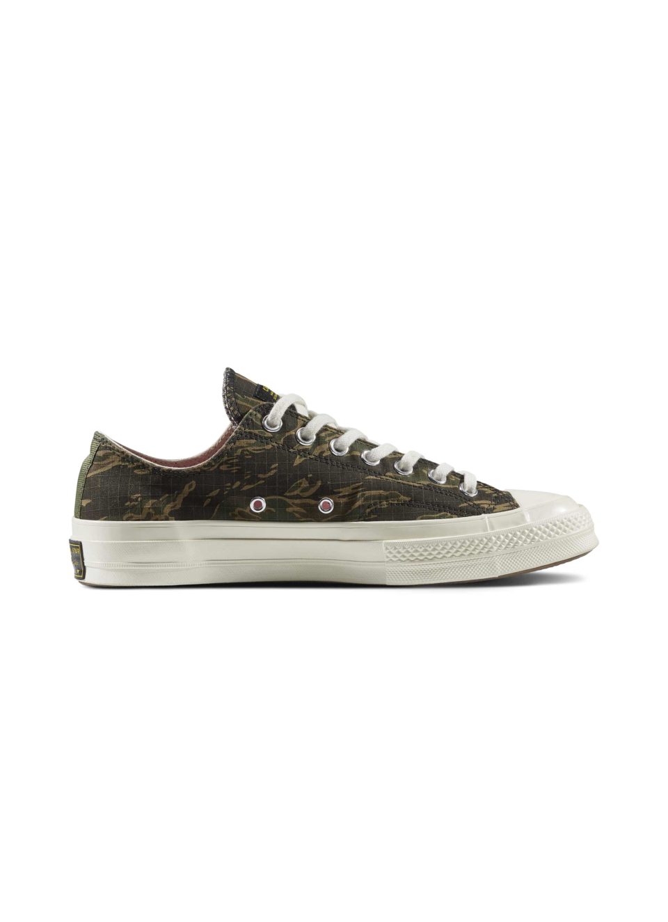 converse carhartt camo