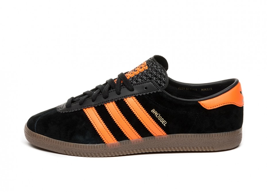 Uitbeelding biologisch mechanisme Very Goods | adidas Brussels (Core Black / Orange / Gold Metallic) |  asphaltgold