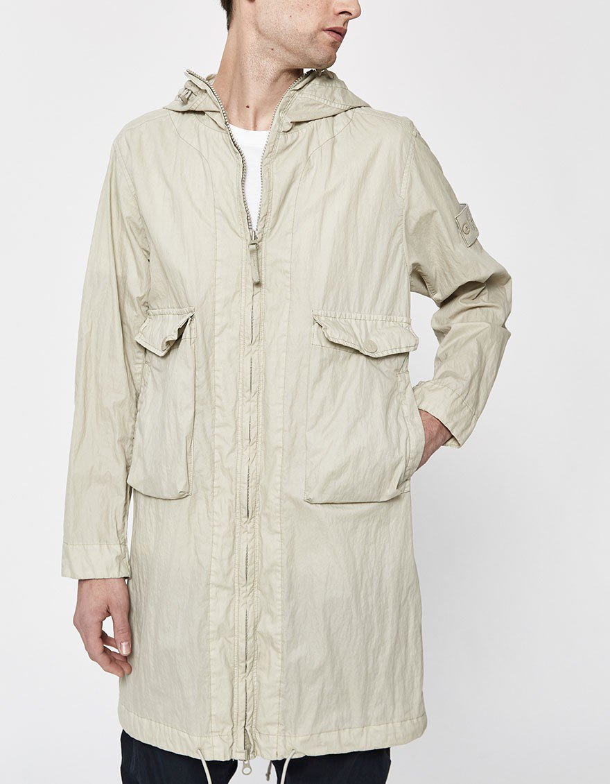 Very Goods | Ghost 50 Fili Resinata Fishtail Jacket in Beige