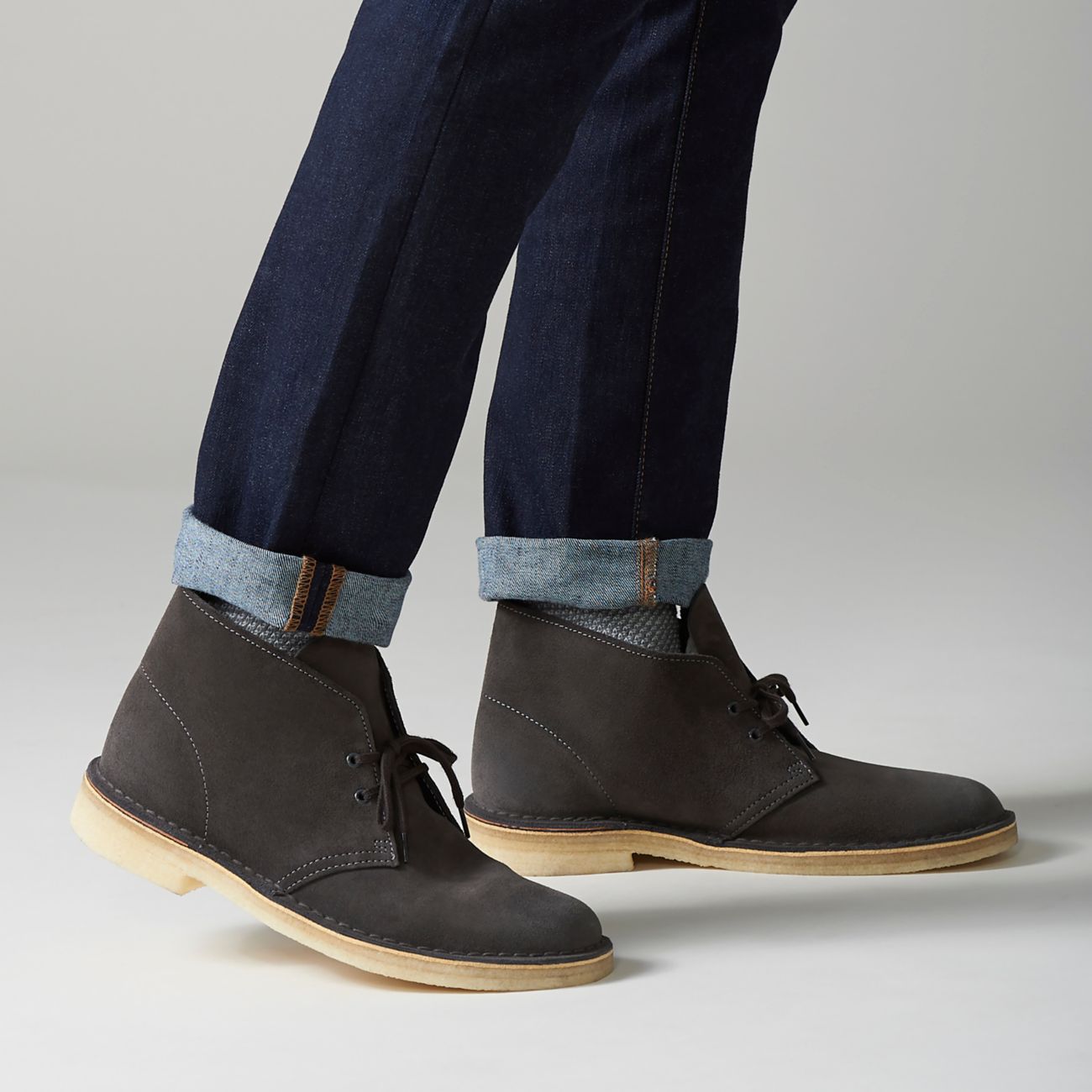 clarks chukka grey