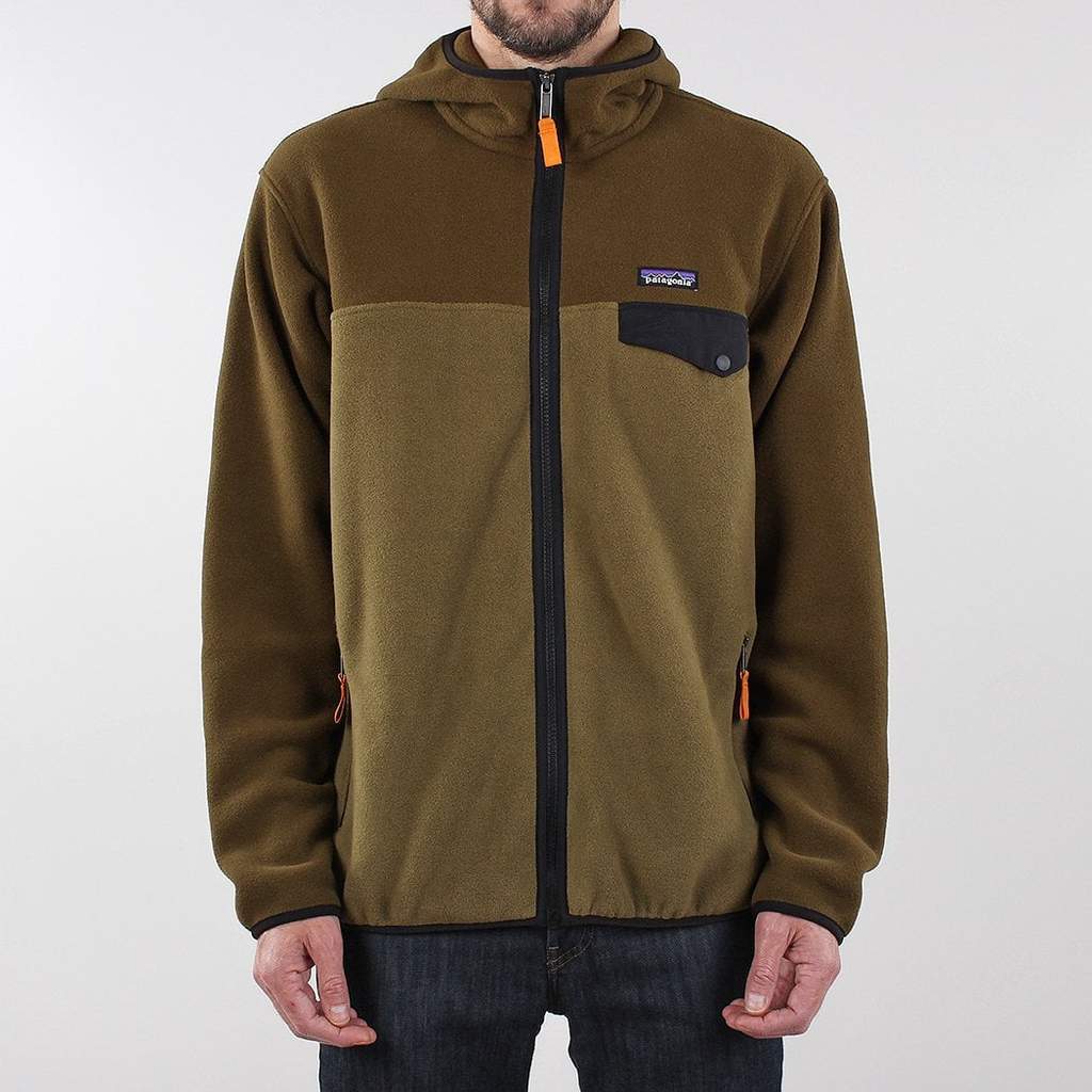 Very Goods | Patagonia Lightweight Synchilla Snap-T Hoody - Cargo Green ...