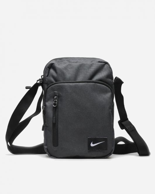nike daily use shoes