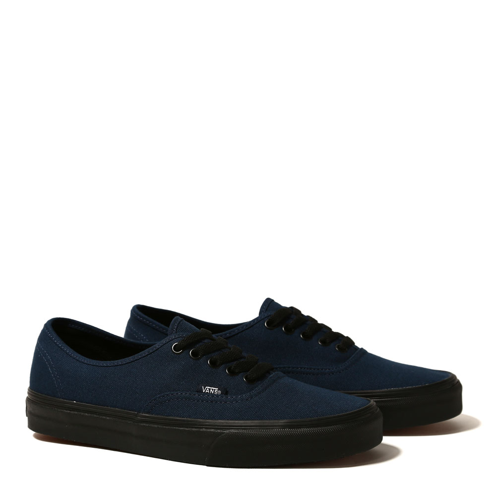 vans authentic black sole