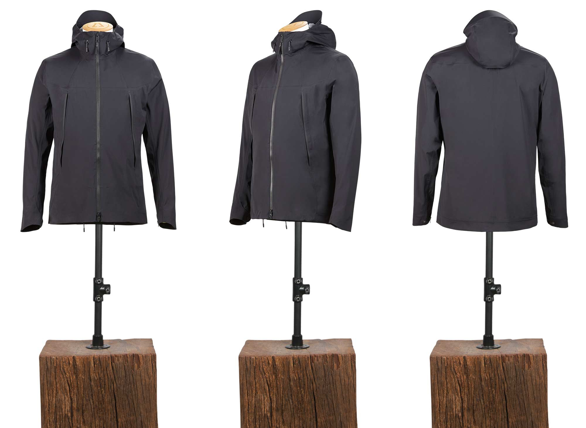 Very Goods | LIGHTWEIGHT 3 LAYER RAIN SHELL