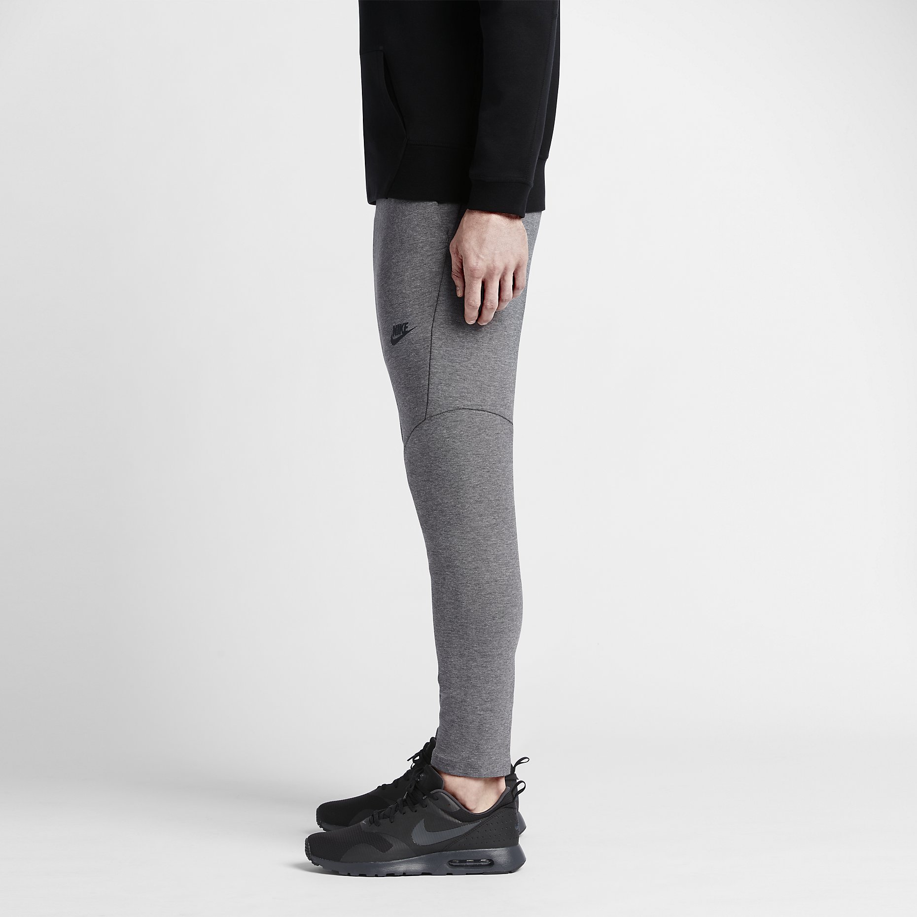 nike tech fleece cropped pants