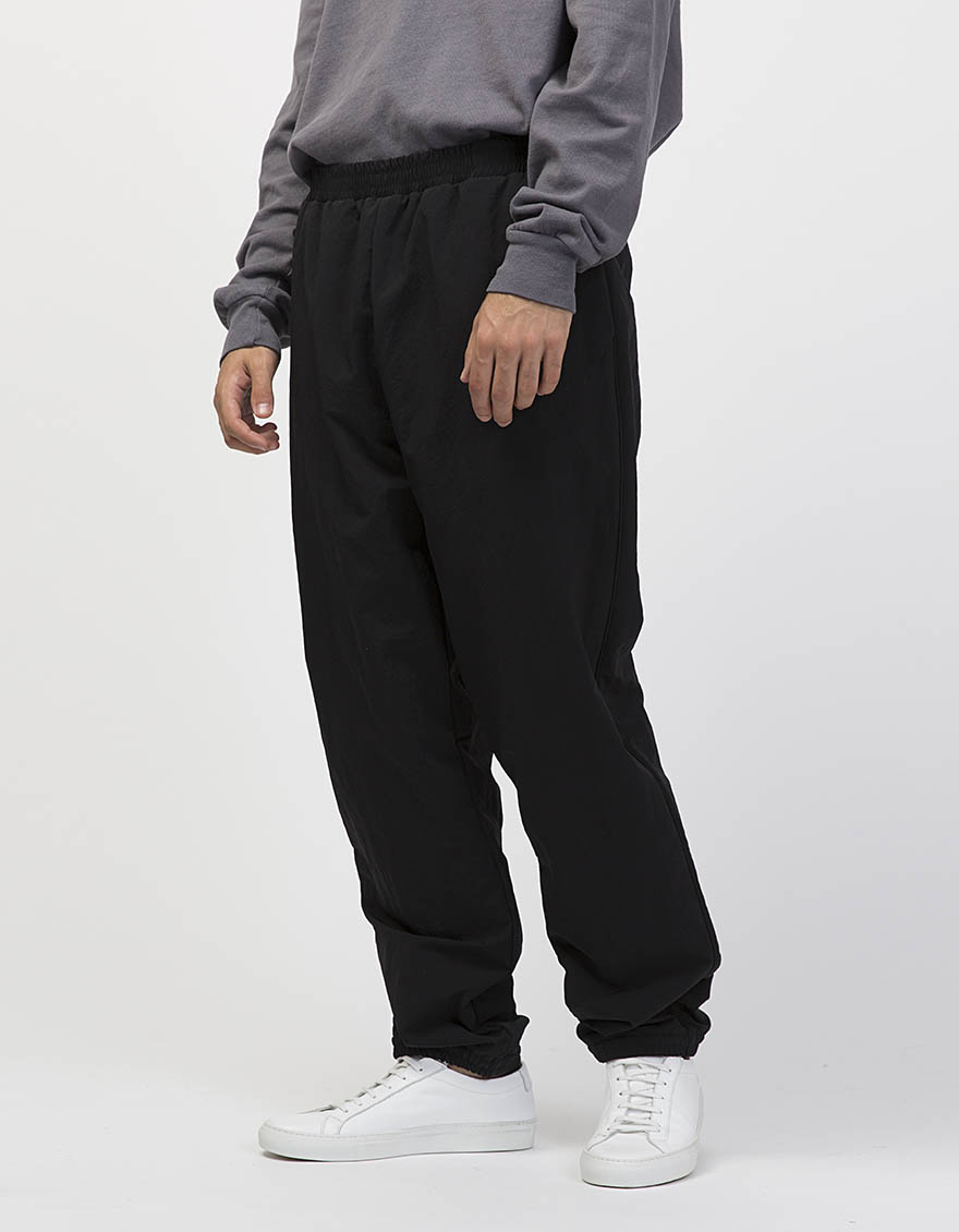 Very Goods | Windbreaker Pant in Black / Paa