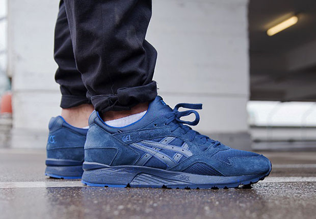 sneakernews asics