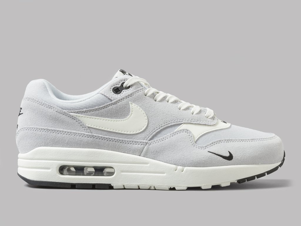 nike air max 1 premium pure platinum sail black white