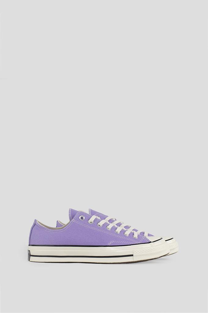Frozen lilac hotsell converse