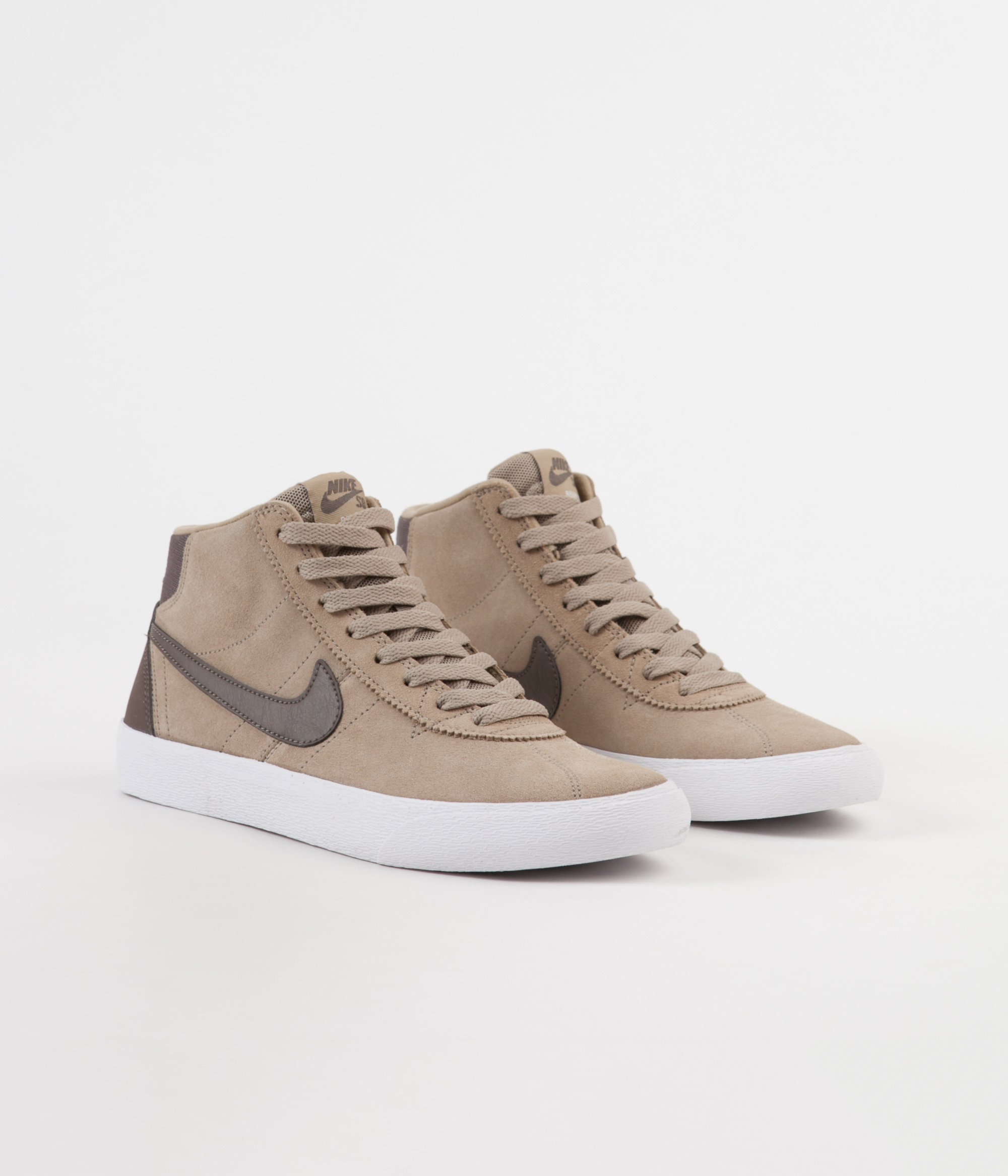 nike sb womens bruin