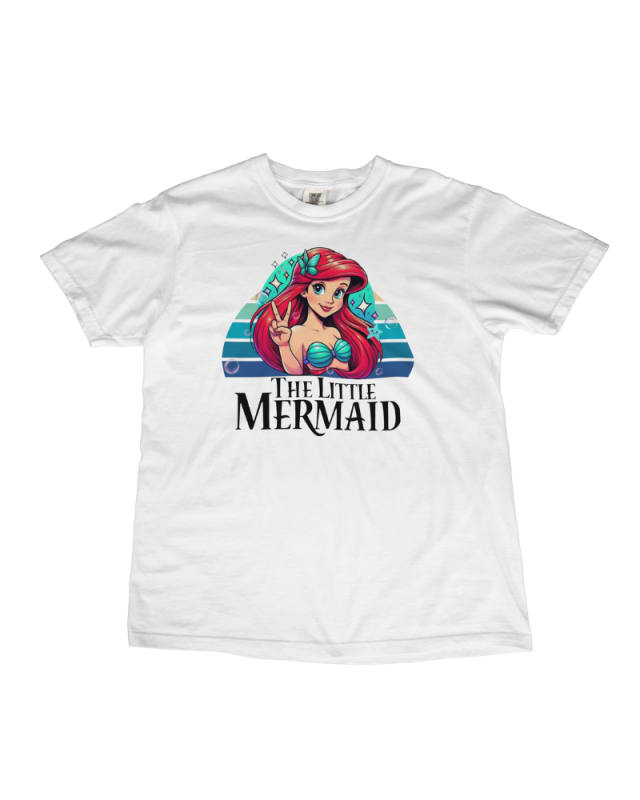 Camiseta blanca de algodón con diseño original de Ariel la Sirenita en colores vibrantes