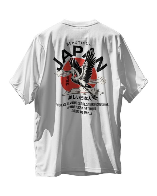 Camiseta oversize blanca con diseño japonés y estampado de grulla en la espalda