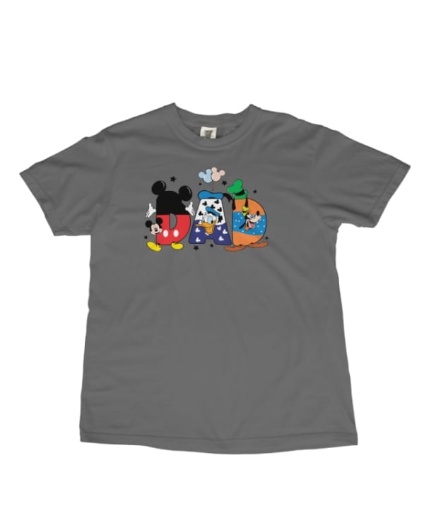 Camiseta gris de algodón con diseño exclusivo de papá Disney en colores variados