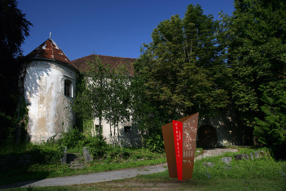 Interpretacijski totem