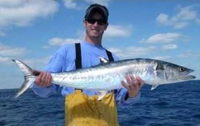 What did you caught over the weekend? Capt. Jesse Gawlik of  got a nice king. Send your photo to myadventures@finandfield.com  #Adventure #Fishing #FinandField