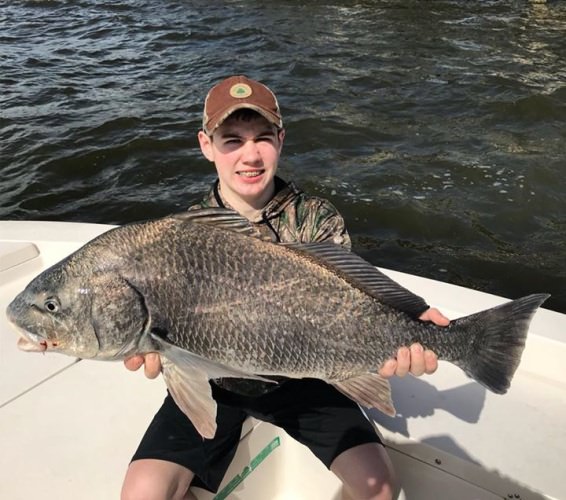 Back at it again today! #blackdrum  #portcanaveral #slightlyobsessed #getslobbed #deepseafishing #nearshorefishing #inshorefishing #fishingcharters #flatsfishing #spacecoast #florida #mbgboats #maverickboats #pathfinderboats #fishthelegend #minnkotamotors #yeticoolers #rcioptics #powerpole