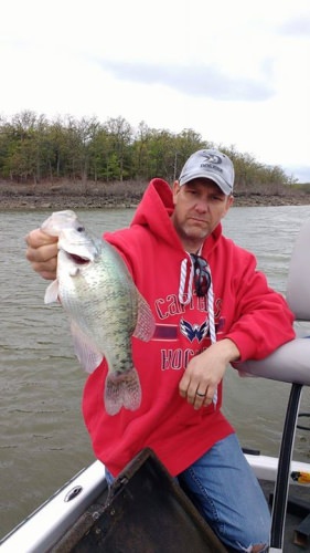 Troy requested to catch crappie in the Longtown Creek arm of Lake Eufaula and it was successful. Found fish in 9-13 feet deep on brush near spawning areas. Also did a little bass fishing while we were in the area which was so fun. Thanks Troy for fishing with D&K Guide Service. #lakeforktackle