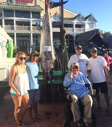 Congrats to Darrell Gwynn! The NHRA Legend & Camp got a 231 pounder for his 1st swordfish ever while fishing with Fishbone Fishing Charters & our buddy Croft Upchurch. 

#Champ | #DarrellGwynn | #Swordfish | #Fishing | #FishBoneCharters | #Advetnure | #Florida | #NHRA | #FinandField | #Islmorada | #BucketList