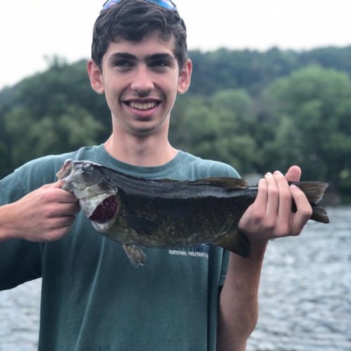 Enjoy introducing younger people to the sport. @sageflyfish @rioproducts #susqguide #keystonesmallies #smalliesonthefly