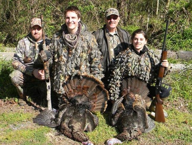Great youth hunt for Matt & Perri with Schrader's Outdoors, LLC. #Hunting #Maryland #Schraders #FinandField #Adventure