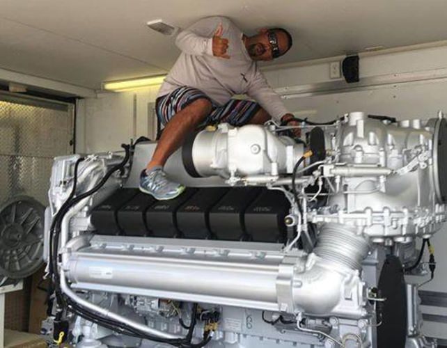 Man vs. MTU 16V 2000 M96L from Rolls-Royce. #Wow #Adventure #DreamBig2016 #FinandField