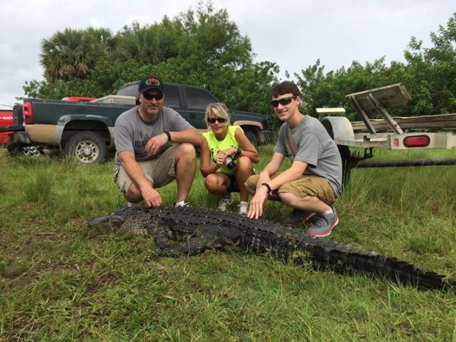 Tastes like chicken...or is it pork? Florida Gator Hunting / Get Bit Outdoors hunts are year round - guaranteed - and appropriate for all ages and experience levels. Tag provided!
$800 Guaranteed 4-6 Foot Gator
$1500 Guaranteed 7-9 Foot Gator 
$3000 Guaranteed 9' to 12' Gator

855-977-6502