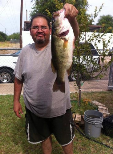 16 DE AGOSTO CASA BLANCA LAKE LAREDO TX.