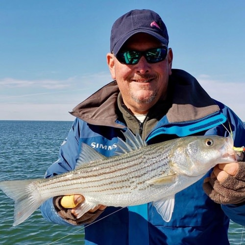 Fantastic day getting to fish with friends! Sage Elite Pros Tom Martin @heavywateranglers Capt Chris Karwacki @capt_chris_karwacki fishing for schoolie stripers. Chris did an awesome job putting us on fish all day long! Amazing fisherie out of Crisfield MD, we put the Sage Salt HD, Igniter and Payload to work in the shallows. If you are looking for a saltwater fly trip, with plenty of fish and beautiful scenery get in touch with Chris. Thanks for showing us your amazing fisherie!           @sageflyfish @rioproducts @simmsfishing
