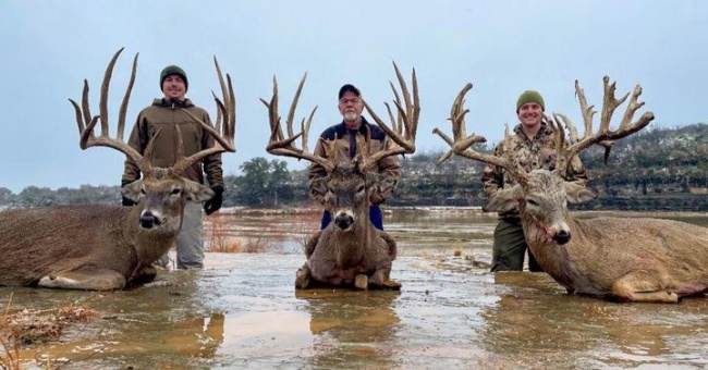 Can't start a hunt off much better than this!?
Bravo to the hunters at Star S Ranch.
#Hunting #Adventure #StarSRanch