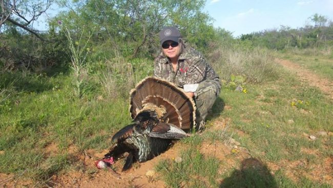Nothing but smiles. Check out these happy hunters after their Red River Valley Outfitters adventure! Go make some memories yourself! 855-649-8061

http://bit.ly/2bNq2Wg

Papa's Pilar | #PapaWouldBeProud | #Hunting | #Adventure