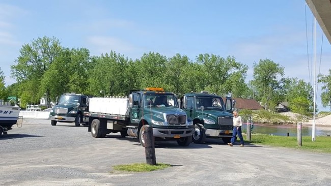 The Salmon River Fish Hatchery is using the launch ramp at the Salmon River Lighthouse & Marina to stock approximately 160,000 king (chinook) salmon fingerlings. These fish will return as trophy-sized silver adults in two to four years. There are still many prime dates available for overnight cottage or Lighthouse stays during the height of the Lake Ontario salmon fishing season and the annual Fall salmon run!

http://bit.ly/2cqo4Kc

#Fishing | #Adventure | #FinAndField
