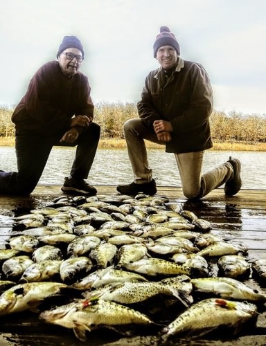 Catching 90 crappie on my home made Hair Flies in December was  a absolute blast with Greg and his Dad Chuck. I did not expect this from Lake Eufaula with the lake still comming up from the recent rains but it did not bother the fishing. Found some cleaner water and a large wintertime school. Fish were tight to structure in 12 to 13 feet of water some were also suspended on vertical structure. Thanks for fishing with D&K Guide Service..