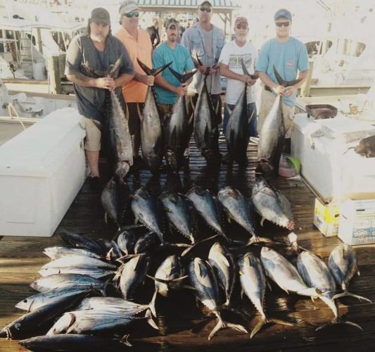 Let's go fishing Friday! 860 lbs of tuna. The kids may have gone back to school but fishing is still outstanding. No Quarter Sportfishing & Capt. Kyle Peet crushed em. #LGFF #Fishing #FinandField #NoQuarter #OCMD